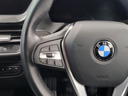 2024 BMW 1 Series - thumbnail 17