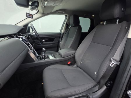 2020 Land Rover Discovery Sport - view 4