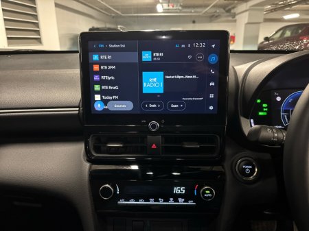 2025 Toyota Yaris Cross - thumbnail 12