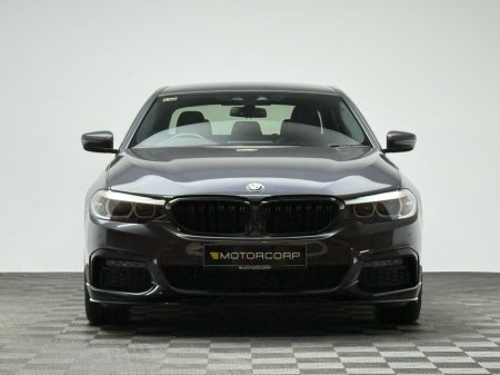 2019 BMW 5 Series - thumbnail 2