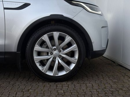 2024 Land Rover Discovery - thumbnail 29