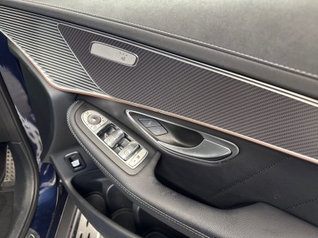 2022 Mercedes-Benz EQC - thumbnail 11