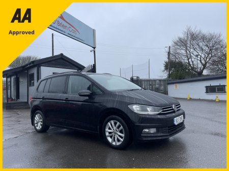 2016 Volkswagen Touran CL BLUEMOTION 1.6 TDI MANUAL 6SPEED FWD 115 €10,950 thumbnail