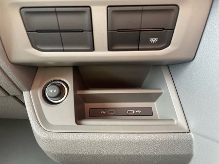 2025 Volkswagen Crafter  €39,975 thumbnail