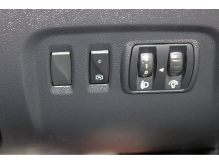 2018 Renault Captur dCi 90 SIGNATURE X NAV €13,950 thumbnail