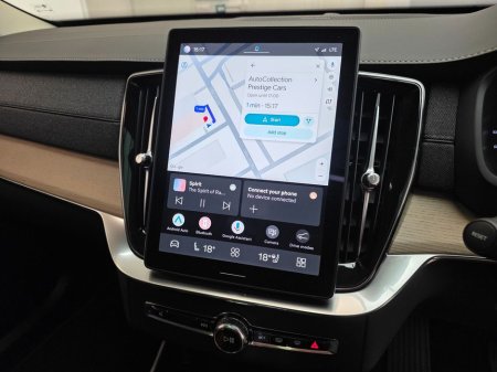 2025 Volvo XC90 - thumbnail 13