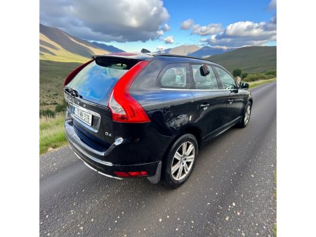 2017 Volvo XC60 - thumbnail 6