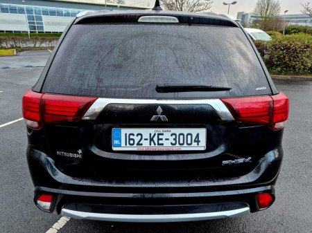 2016 Mitsubishi Outlander PHEV 2.0L MIVEC 4WD 5-Seater Instyle €13,999 thumbnail