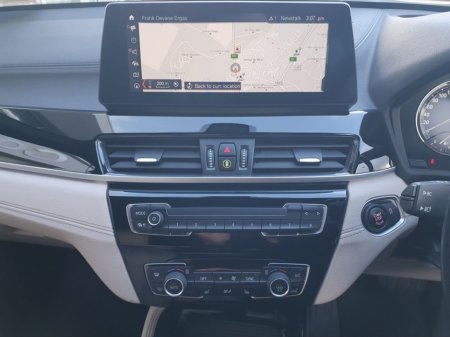 2022 BMW X1 - thumbnail 8