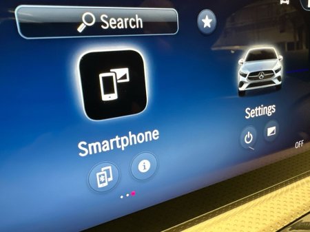 2024 Mercedes-Benz A Class A180 D Progressive Line + €42,900 thumbnail