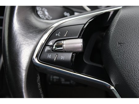 2021 Skoda Superb - thumbnail 19