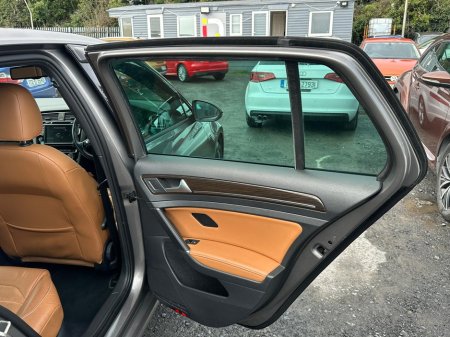 2014 Volkswagen Golf - thumbnail 11