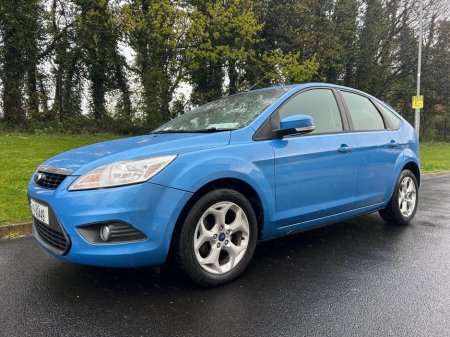 2011 Ford Focus - thumbnail 10