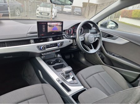 2020 Audi A4 2.0 TDI TECHNIK 35 163PS  SE AUTO *High Spec/Heated Seats/Reverse Camera/Front & Rear Sensors* thumbnail