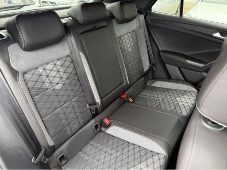 2024 Volkswagen T-Roc - thumbnail 14