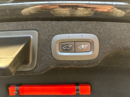 2018 Volvo S90 - thumbnail 21