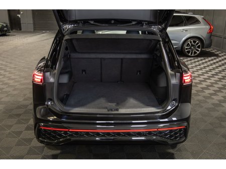 2024 Volkswagen Tiguan - thumbnail 13