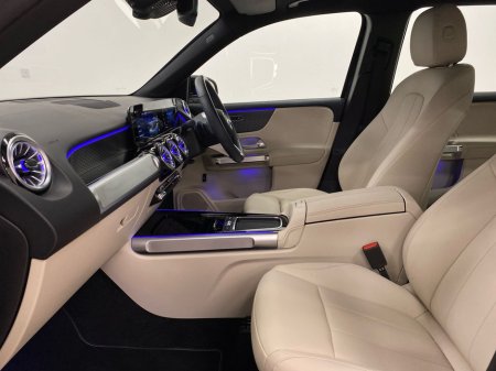 2025 Mercedes-Benz GLB - thumbnail 14