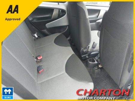 2014 Toyota Aygo - thumbnail 6