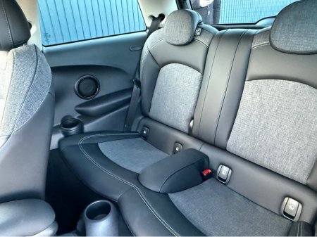 2021 MINI Cooper D 1.5 DIESEL - AUTO - 12M WARRANTY - CAR: 1652 thumbnail