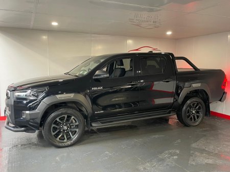 2023 Toyota Hilux - thumbnail 14