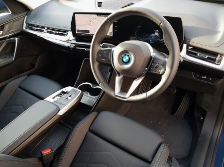 2026 BMW iX1 - photo 6