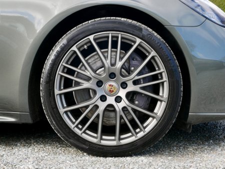 2023 Porsche Panamera - thumbnail 13