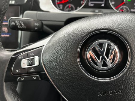 2018 Volkswagen Golf - thumbnail 22