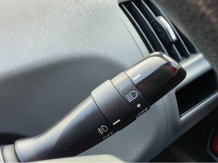 2012 Toyota Prius Alpha (7 Seater) - SELF CHARGING HYBRID -ALLOYS - REVERSE CAMERA -SIMI DEALER - LOW ROAD TAX BAND €12,450 thumbnail