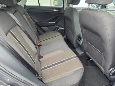 2018 Volkswagen T-Roc - thumbnail 10