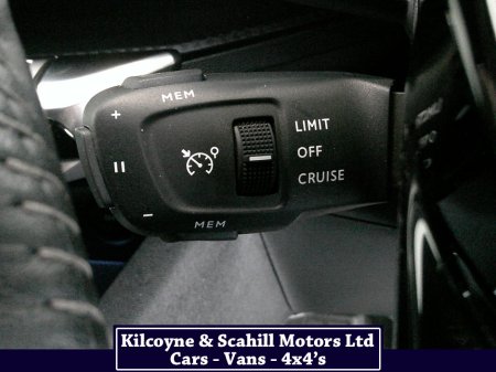 2024 Peugeot 5008 - thumbnail 25