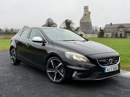 2014 Volvo V40 2.0 T5 (245hp) R-Design Geartronic €11,900
