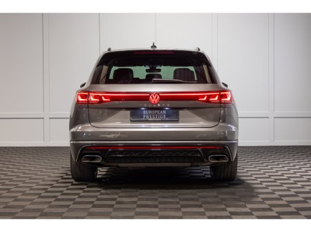 2025 Volkswagen Touareg - thumbnail 5