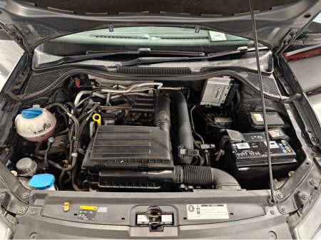 2015 Volkswagen Polo - thumbnail 21