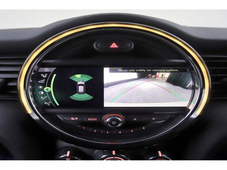 2020 MINI Hatch 1.5 AUTO 5DR *REVERSE CAM*PARK SENSORS* €22,890 thumbnail