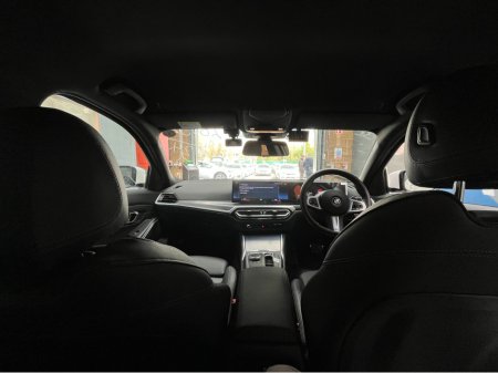 2024 BMW 3 Series - thumbnail 21