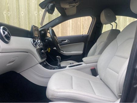 2015 Mercedes-Benz A Class 180 URBAN 5DR €12,999 thumbnail