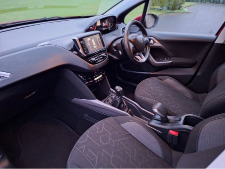 2016 Peugeot 2008 ACTIVE 1.2 PURETECH 82 4DR €8,950 thumbnail