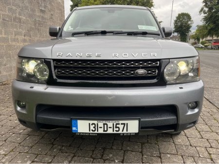 2013 Land Rover Range Rover 3.0 V6 DIESEL SE 4DR AUTO €15,999 thumbnail