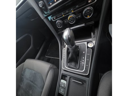 2017 Volkswagen Golf 1.4 TSI 3DR 150HP Highline €16,950 thumbnail