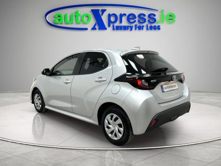 2022 Toyota Yaris - thumbnail 11