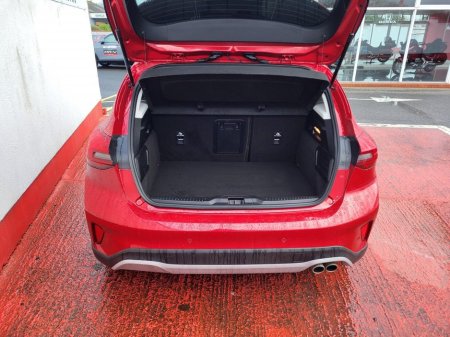 2022 Ford Focus 1.0L EcoBoost 125PS Active Vignale €24,500 thumbnail