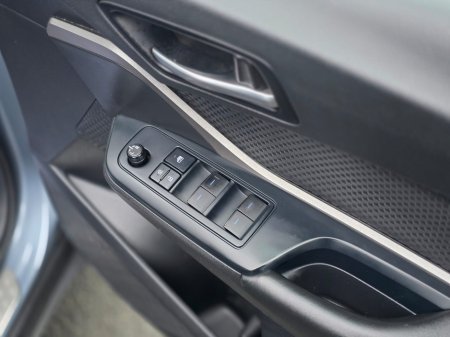 2021 Toyota C-HR 1.8 ICON 120BHP HEV 5DR A €19,950 thumbnail