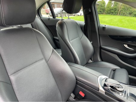 2016 Mercedes-Benz C Class - thumbnail 10