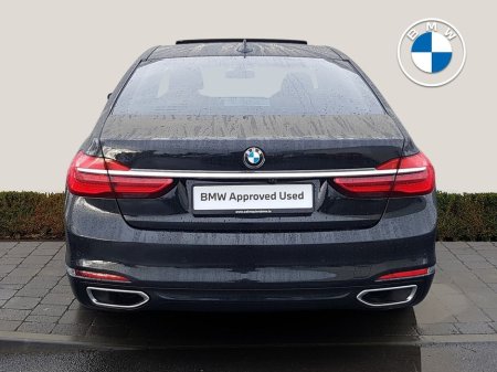 2018 BMW 7 Series 730d Se €43,995 thumbnail