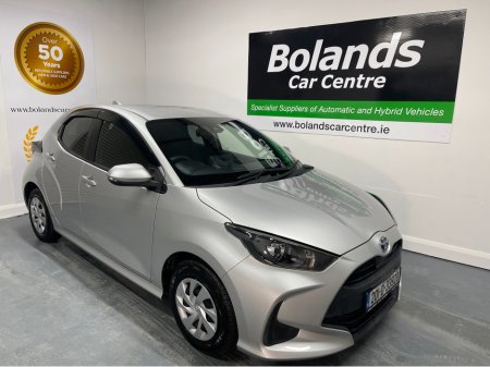 2020 Toyota Yaris (Low Kms) HYBRID 1.5 AUTOMATIC 5DR MODEL  www.bolandscarcentre.ie €15,900