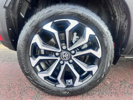 2024 Toyota Yaris Cross - thumbnail 36