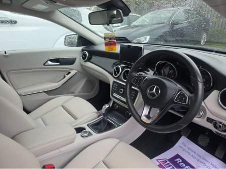 2017 Mercedes-Benz CLA Class - thumbnail 22