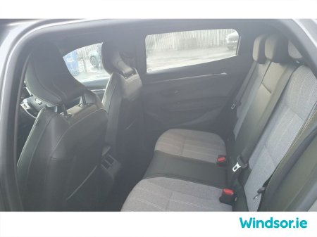 2024 Renault Megane E-Tech EV40 130hp Techno €25,495 thumbnail