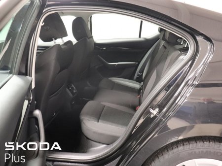 2024 Skoda Octavia OCTAVIA AMB 2.0TDI 115HP €27,950 thumbnail